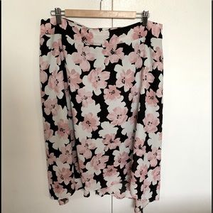 Long asymetrical skirt